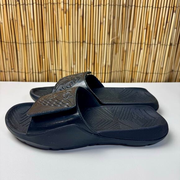 Nike Air Jordan Hydro 7 Slide Mens Size 11 Triple Black Slip On Logo Strap - Picture 3 of 9